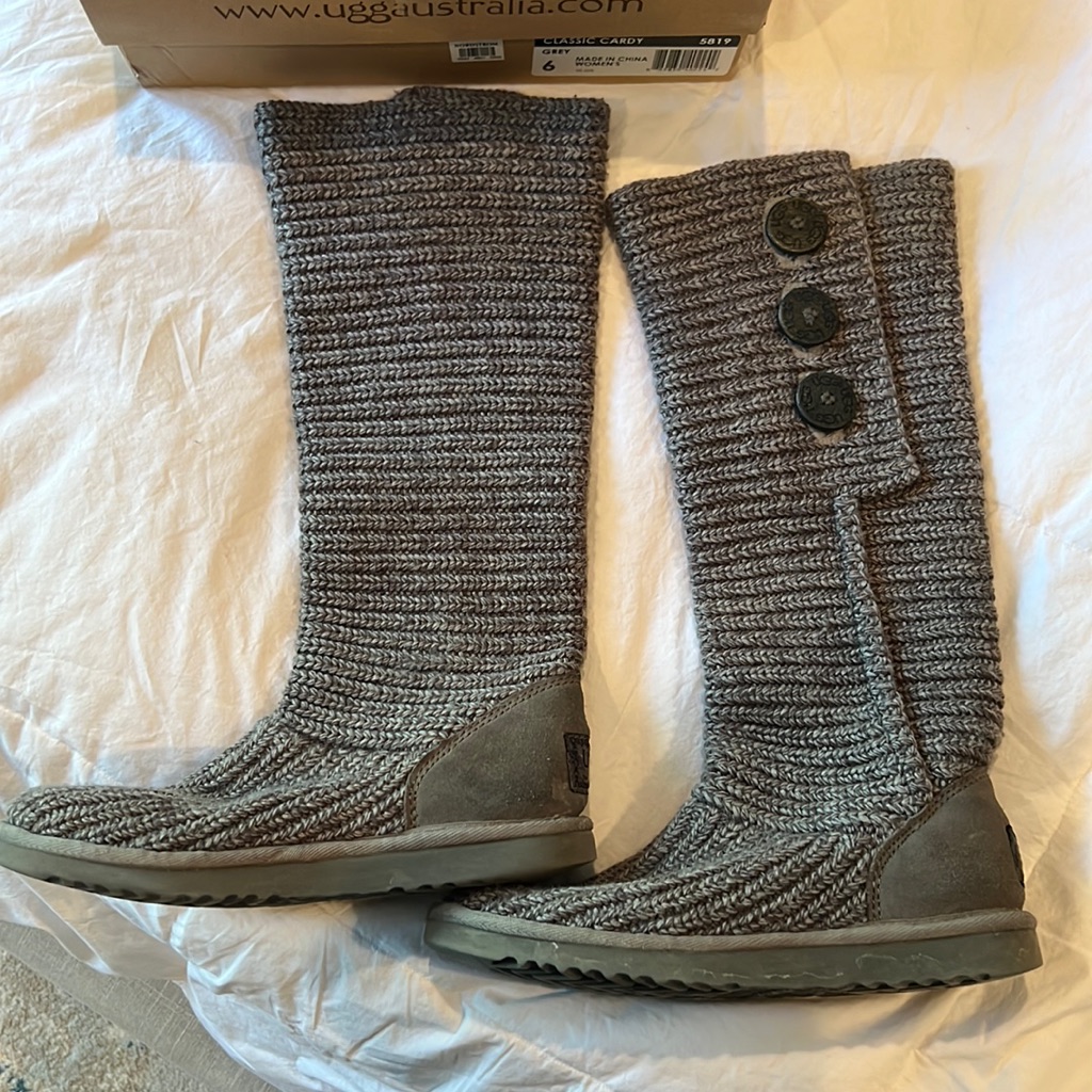 Used Womens Ugg Boots Classic Cardy Grey